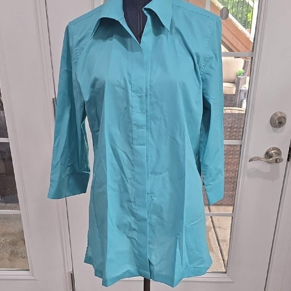 Foxcroft Blue Button Down Shirt with Dress Shirt Collar